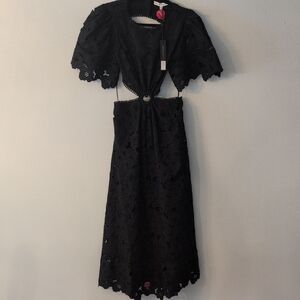 Chic Black Lace Midi Dress